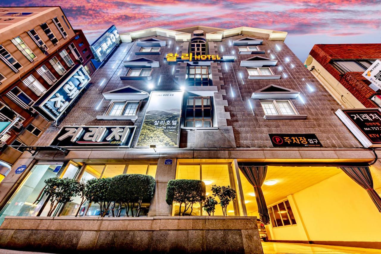 Charlie Hotel Jeju Exterior photo